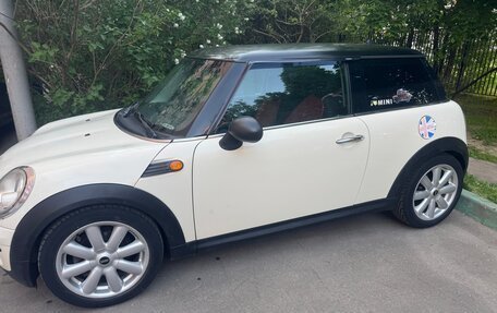 MINI Hatch, 2010 год, 690 000 рублей, 1 фотография
