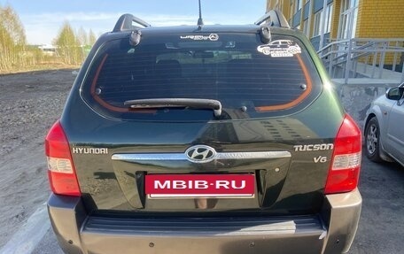 Hyundai Tucson III, 2006 год, 740 000 рублей, 3 фотография