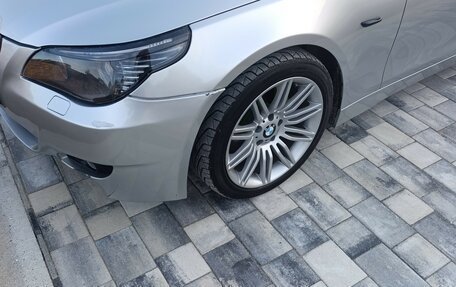 BMW 5 серия, 2004 год, 850 000 рублей, 2 фотография