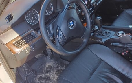 BMW 5 серия, 2004 год, 850 000 рублей, 7 фотография