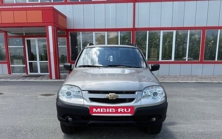 Chevrolet Niva I рестайлинг, 2013 год, 575 000 рублей, 3 фотография