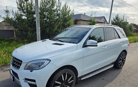 Mercedes-Benz M-Класс, 2014 год, 2 090 000 рублей, 2 фотография