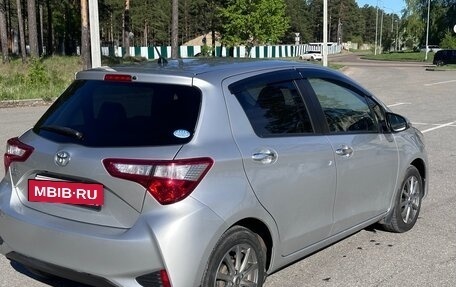 Toyota Vitz, 2019 год, 950 000 рублей, 4 фотография