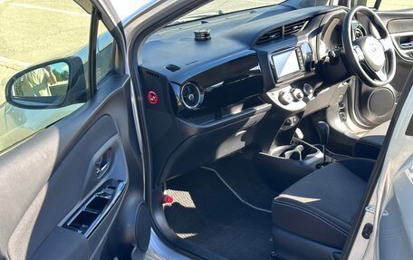 Toyota Vitz, 2019 год, 950 000 рублей, 12 фотография