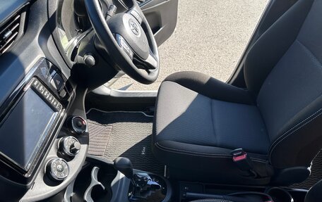 Toyota Vitz, 2019 год, 950 000 рублей, 18 фотография