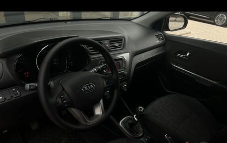 KIA Rio III рестайлинг, 2012 год, 700 000 рублей, 3 фотография