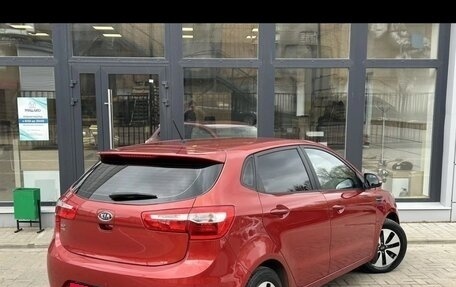 KIA Rio III рестайлинг, 2012 год, 700 000 рублей, 2 фотография