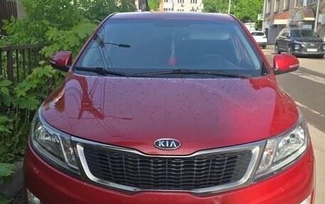 KIA Rio III рестайлинг, 2012 год, 700 000 рублей, 10 фотография