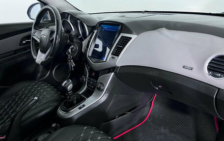 Chevrolet Cruze II, 2011 год, 720 000 рублей, 10 фотография