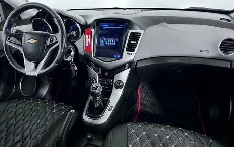 Chevrolet Cruze II, 2011 год, 720 000 рублей, 9 фотография