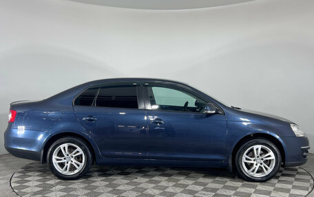 Volkswagen Jetta VI, 2010 год, 545 000 рублей, 4 фотография