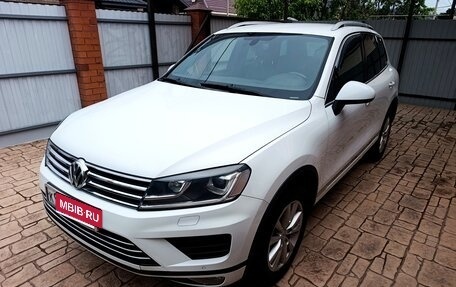 Volkswagen Touareg III, 2015 год, 2 750 000 рублей, 3 фотография