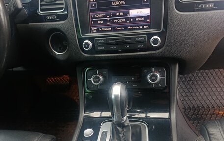 Volkswagen Touareg III, 2015 год, 2 750 000 рублей, 13 фотография