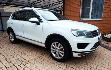 Volkswagen Touareg III, 2015 год, 2 750 000 рублей, 4 фотография