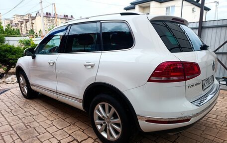 Volkswagen Touareg III, 2015 год, 2 750 000 рублей, 7 фотография