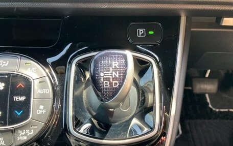 Toyota Voxy III, 2020 год, 1 833 123 рублей, 19 фотография