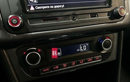 Volkswagen Polo VI (EU Market), 2019 год, 1 225 000 рублей, 19 фотография