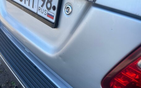Toyota Land Cruiser 100 рестайлинг 2, 2006 год, 2 650 000 рублей, 17 фотография