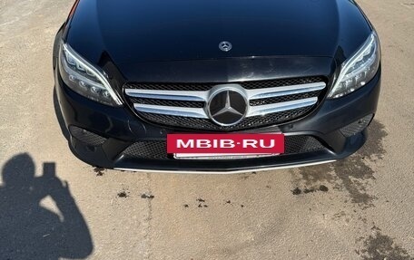 Mercedes-Benz C-Класс, 2019 год, 2 400 000 рублей, 2 фотография