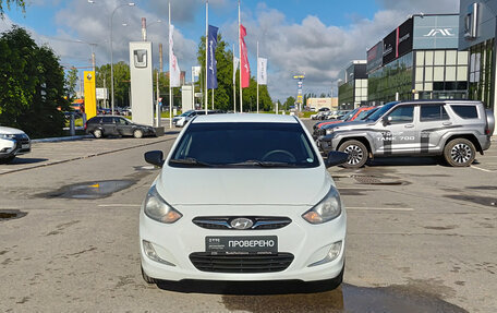 Hyundai Solaris II рестайлинг, 2013 год, 815 000 рублей, 2 фотография