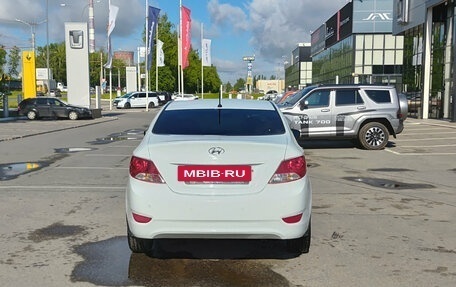 Hyundai Solaris II рестайлинг, 2013 год, 815 000 рублей, 7 фотография