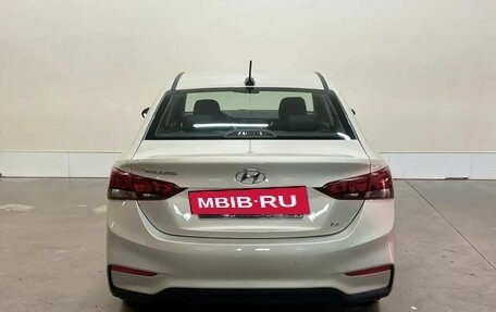 Hyundai Solaris II рестайлинг, 2018 год, 1 419 000 рублей, 3 фотография