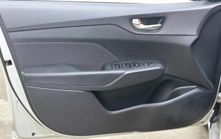 Hyundai Solaris II рестайлинг, 2018 год, 1 419 000 рублей, 12 фотография