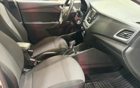 Hyundai Solaris II рестайлинг, 2018 год, 1 419 000 рублей, 8 фотография