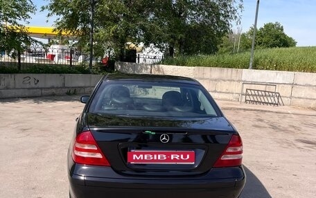 Mercedes-Benz C-Класс, 2006 год, 750 000 рублей, 4 фотография