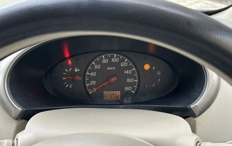 Nissan March III, 2002 год, 260 000 рублей, 8 фотография