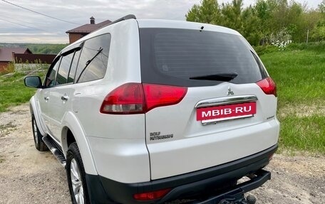Mitsubishi Pajero Sport II рестайлинг, 2015 год, 1 750 000 рублей, 4 фотография
