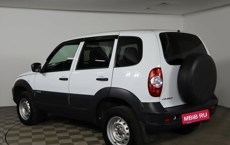 Chevrolet Niva I рестайлинг, 2017 год, 799 990 рублей, 7 фотография