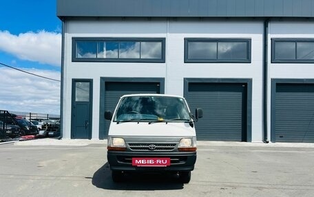 Toyota HiAce H100, 2000 год, 859 000 рублей, 9 фотография