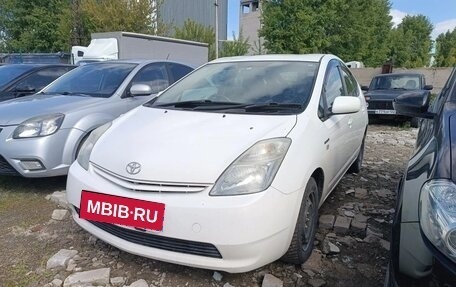 Toyota Prius, 2010 год, 650 000 рублей, 2 фотография
