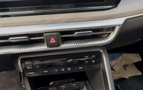 KIA K5, 2022 год, 2 230 000 рублей, 8 фотография