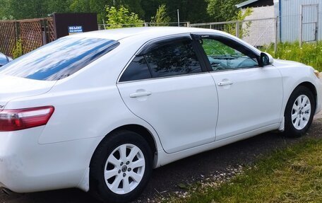Toyota Camry, 2010 год, 1 300 000 рублей, 6 фотография