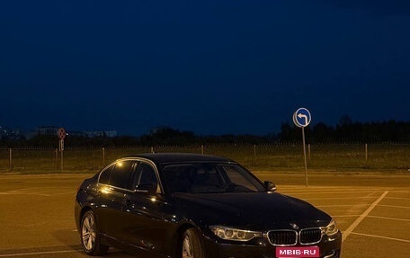 BMW 3 серия, 2014 год, 2 100 000 рублей, 1 фотография