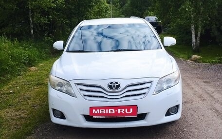 Toyota Camry, 2010 год, 1 300 000 рублей, 7 фотография