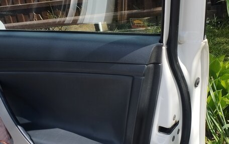 Toyota Camry, 2010 год, 1 300 000 рублей, 12 фотография