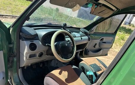 Renault Kangoo II рестайлинг, 2005 год, 220 000 рублей, 2 фотография