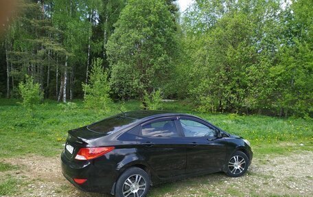 Hyundai Solaris II рестайлинг, 2011 год, 585 000 рублей, 2 фотография