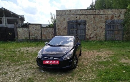 Hyundai Solaris II рестайлинг, 2011 год, 585 000 рублей, 7 фотография