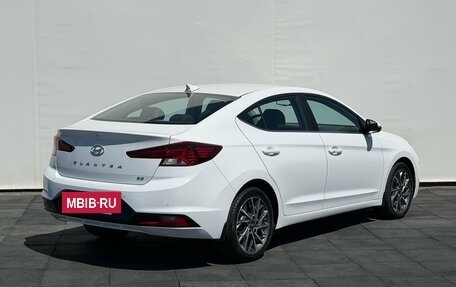 Hyundai Elantra VI рестайлинг, 2019 год, 1 895 000 рублей, 9 фотография