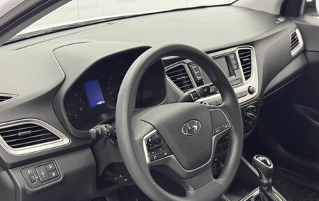 Hyundai Solaris II рестайлинг, 2021 год, 1 759 000 рублей, 16 фотография