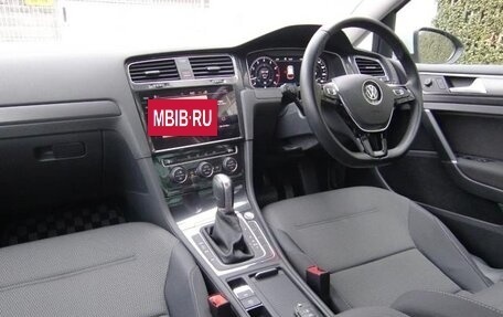 Volkswagen Golf VII, 2018 год, 1 270 000 рублей, 13 фотография