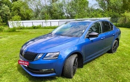 Skoda Octavia, 2018 год, 2 000 000 рублей, 3 фотография