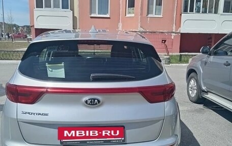 KIA Sportage IV рестайлинг, 2018 год, 1 940 000 рублей, 3 фотография