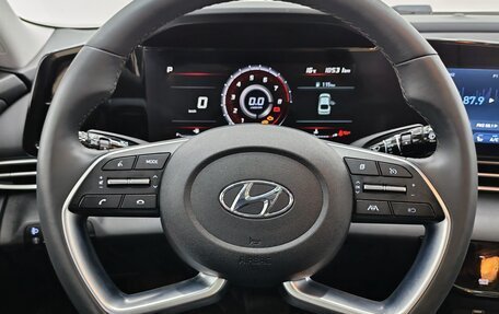 Hyundai Elantra, 2021 год, 1 500 000 рублей, 13 фотография