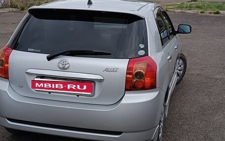 Toyota Allex i рестайлинг, 2005 год, 695 000 рублей, 4 фотография