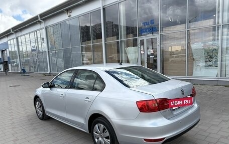 Volkswagen Jetta VI, 2013 год, 965 000 рублей, 8 фотография